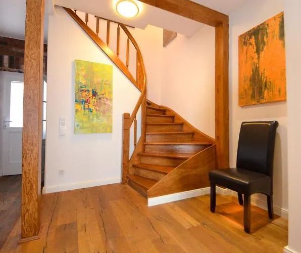 Stadtjuwel Luxus In Der Altstadt 什未林